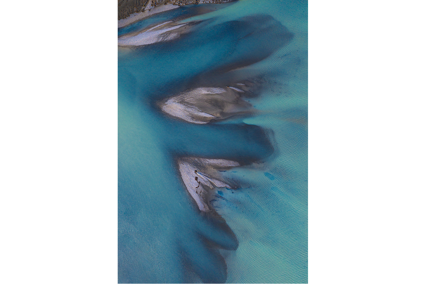 a minimalist aerial photograph of sandbars creating abstract shapes in calm, blue-grey water, abstract, art, kanvas tablo